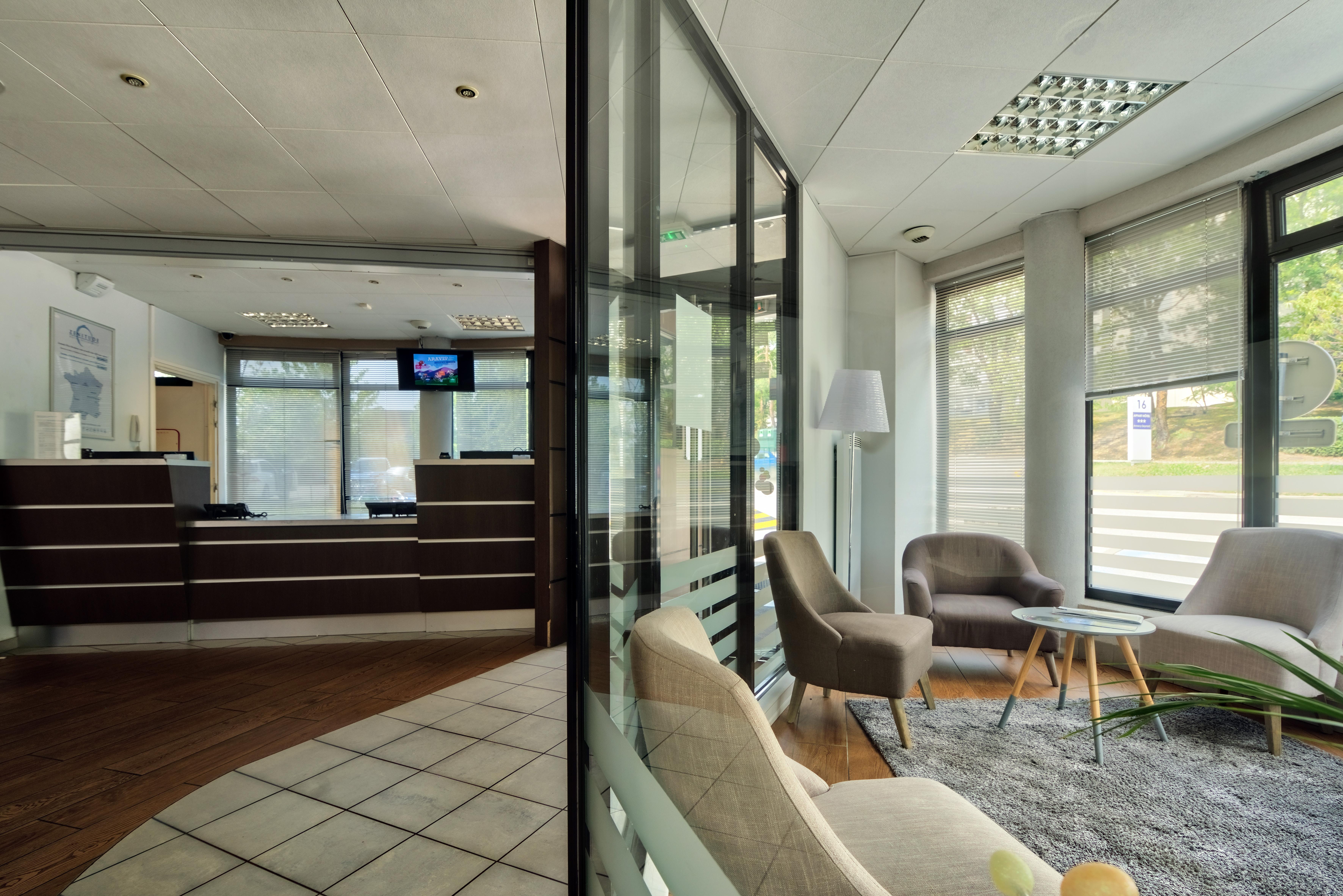 Comfort Aparthotel Les Hauts D'Annecy Exteriör bild