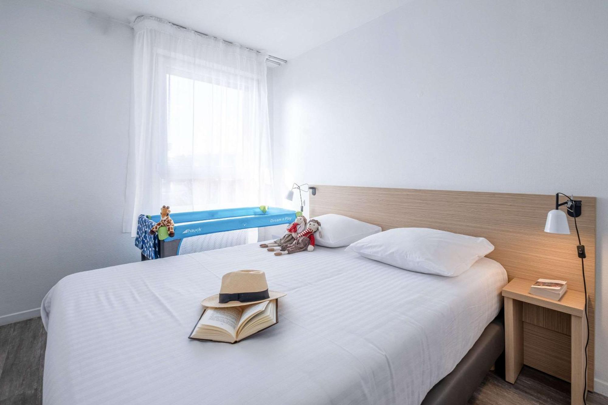 Comfort Aparthotel Les Hauts D'Annecy Exteriör bild